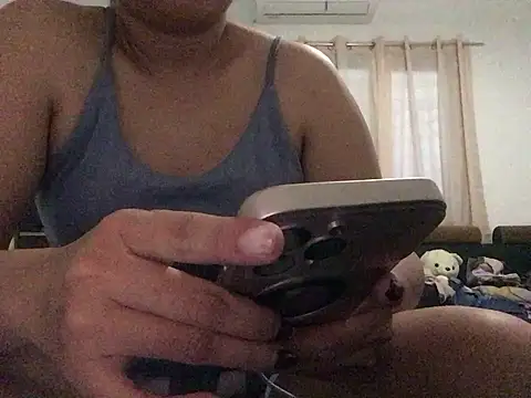 Snapshot of lady_candy85 chatting on 02-11-26, 08:14 lady candy85 online show from 02-11-26, 08:14