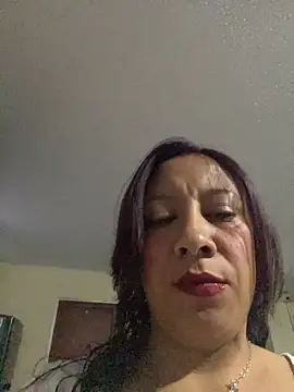 Snapshot of Ximena_firee chatting on 02-12-26, 11:21 Ximena firee online show from 02-12-26, 11:21