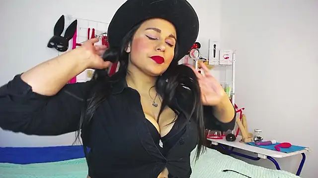 shannon queen- online show from 02-11-26, 03:50