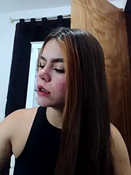 EmiNavarro online show from 08-02-26, 11:02