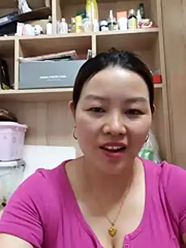 Snapshot of Jennie_dogy chatting on 06-29-26, 12:16 Jennie dogy online show from 06-29-26, 12:16