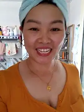 Jennie dogy online show from 05-11-26, 02:57