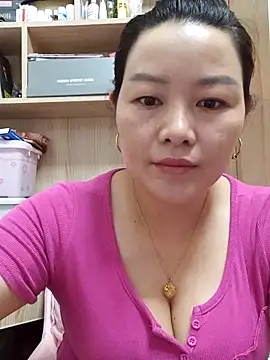 Jennie dogy online show from 05-24-26, 01:27