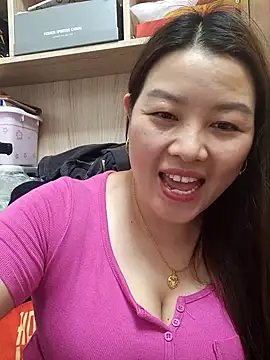 Jennie dogy online show from 05-15-26, 02:31