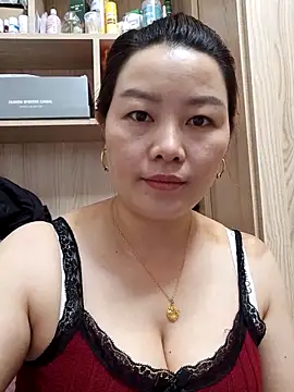 Jennie dogy online show from 05-18-26, 11:31