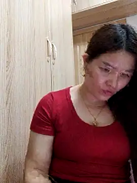 Jennie dogy online show from 05-16-26, 12:15
