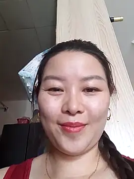Jennie dogy online show from 06-06-26, 01:11