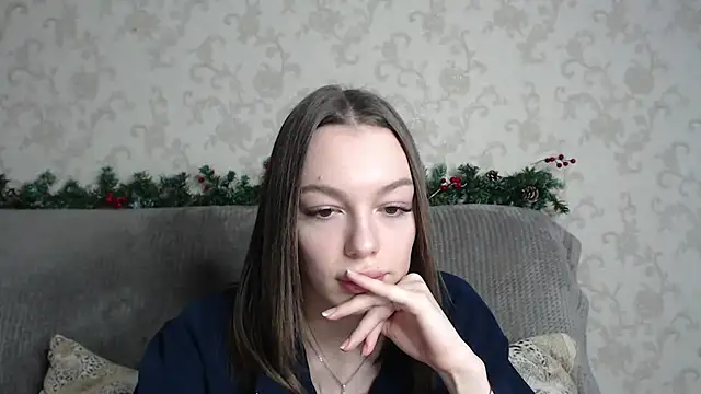 Snapshot of CandyGyrl chatting on 02-10-26, 08:24 CandyGyrl online show from 02-10-26, 08:24