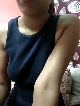 komalsharma99 online show from 05-05-26, 07:11