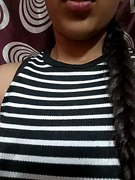 komalsharma99 online show from 04-28-26, 06:45