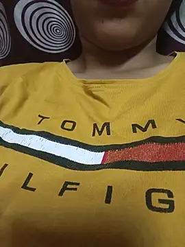 komalsharma99 online show from 05-10-26, 09:05