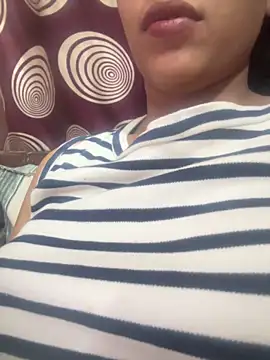 komalsharma99 online show from 05-18-26, 02:00