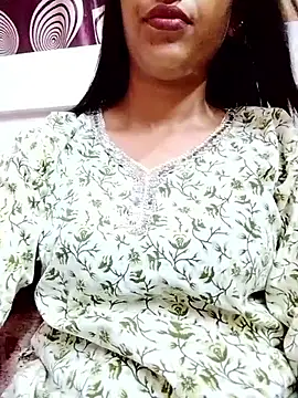 komalsharma99 online show from 06-15-26, 03:12