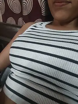 komalsharma99 online show from 06-06-26, 05:23