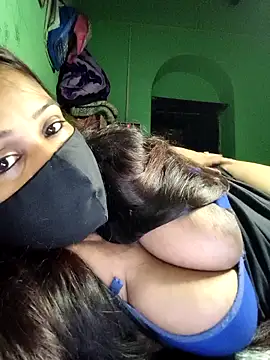 V-Hot-Suity online show from 03-28-26, 11:50