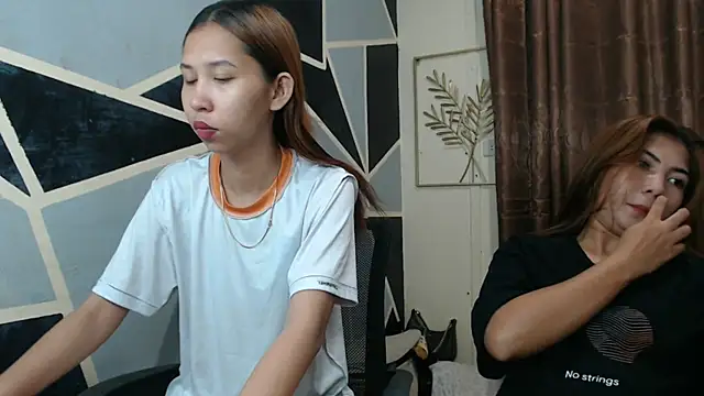 Charming lexi online show from 05-27-26, 11:06