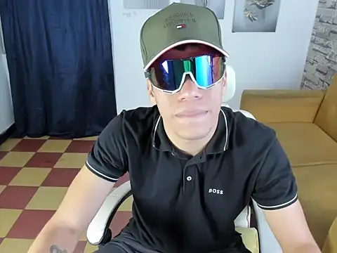 Andres sant  online show from 03-10-26, 04:27