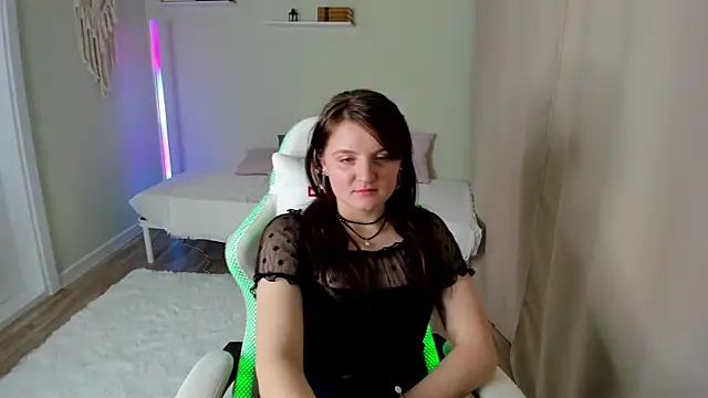 Snapshot of Maria_Rogers chatting on 02-07-26, 01:13 Maria Rogers online show from 02-07-26, 01:13