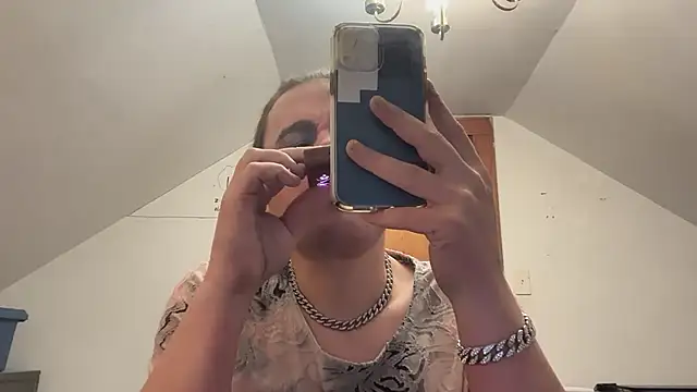 RaeganV online show from 02-23-26, 07:53