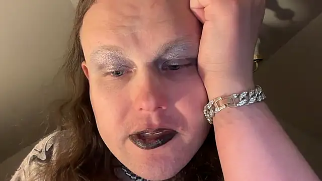 RaeganV online show from 03-01-26, 01:55