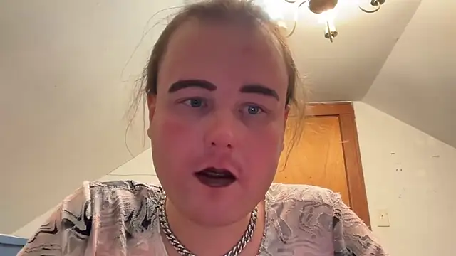 RaeganV online show from 02-26-26, 07:19