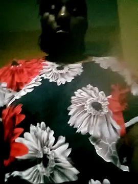 Snapshot of Sbusie44 chatting on 02-11-26, 10:42 Sbusie44 online show from 02-11-26, 10:42