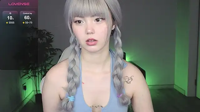 Snapshot of PONKY_PINKY chatting on 04-21-26, 02:03 PONKY PINKY online show from 04-21-26, 02:03