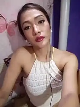 Snapshot of GeorginaLove09 chatting on 06-23-26, 10:13 GeorginaLove09 online show from 06-23-26, 10:13