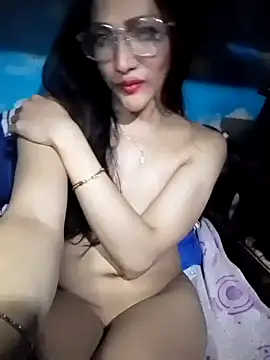 Snapshot of GeorginaLove09 chatting on 02-25-26, 02:01 GeorginaLove09 online show from 02-25-26, 02:01