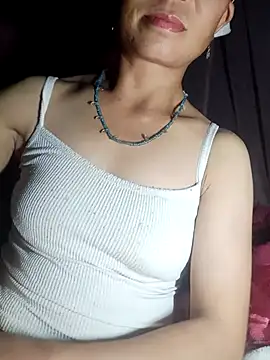Snapshot of witch-xx chatting on 07-11-26, 04:40 witch-xx online show from 07-11-26, 04:40