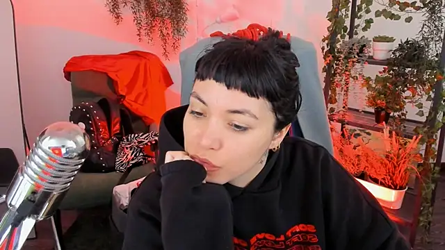 NeoGeisha online show from 05-12-26, 01:06