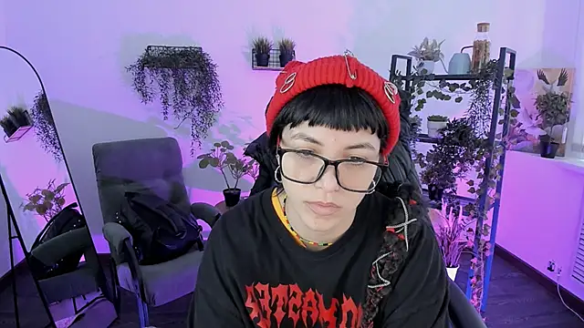 NeoGeisha online show from 04-06-26, 01:34