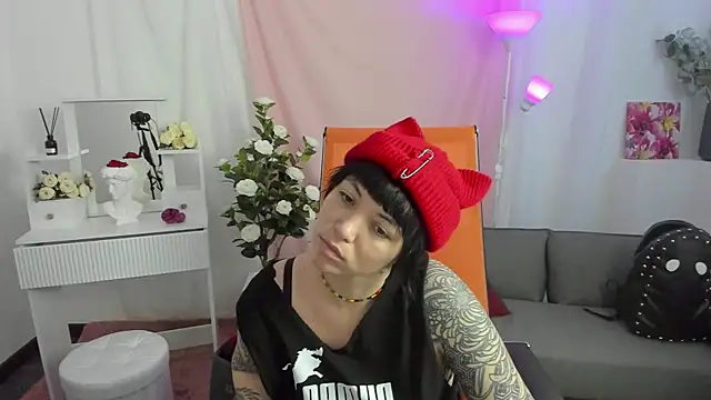 NeoGeisha online show from 04-16-26, 01:23