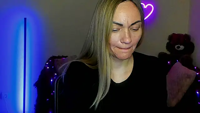 BlondMikey22 online show from 04-19-26, 06:21