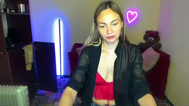 BlondMikey22 online show from 06-12-26, 05:27