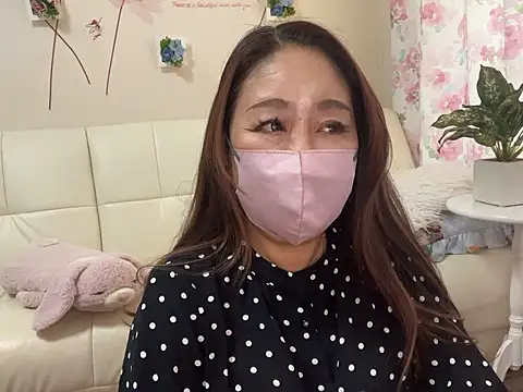 Snapshot of Nokaze-LOVE chatting on 02-13-26, 07:30 Nokaze-LOVE online show from 02-13-26, 07:30