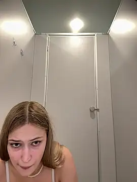blonde exe online show from 07-11-26, 02:39