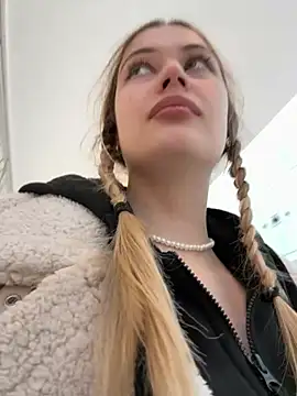 blonde exe online show from 04-07-26, 03:25