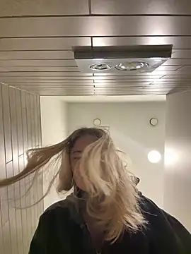 blonde exe online show from 03-09-26, 01:36