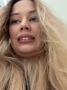 blonde exe online show from 02-17-26, 03:31