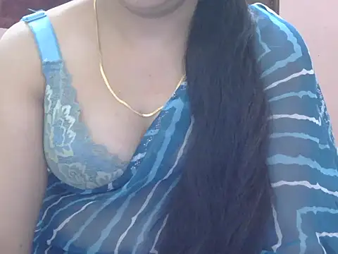 Snapshot of Cute_Sheetal chatting on 05-02-26, 12:43 Cute Sheetal online show from 05-02-26, 12:43