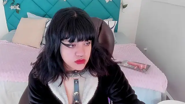 Snapshot of Nahemot_sadish chatting on 03-01-26, 12:16 Nahemot sadish online show from 03-01-26, 12:16