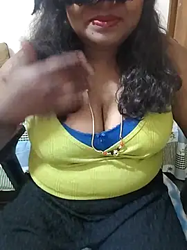 Snapshot of Archana_achu143 chatting on 02-14-26, 05:51 Archana achu143 online show from 02-14-26, 05:51