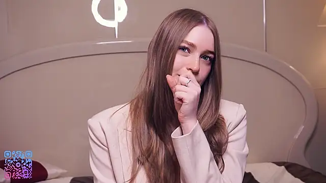 RowenaIanniello online show from 03-14-26, 04:57