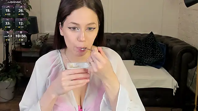 laylaura online show from 03-27-26, 08:37