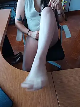 Lyonette reading1 online show from 03-26-26, 02:26