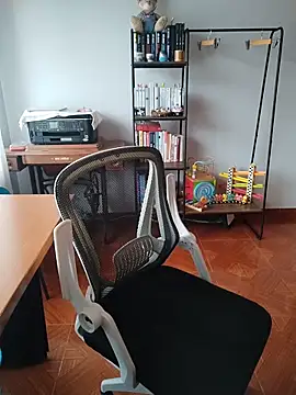 Lyonette reading1 online show from 04-06-26, 03:13