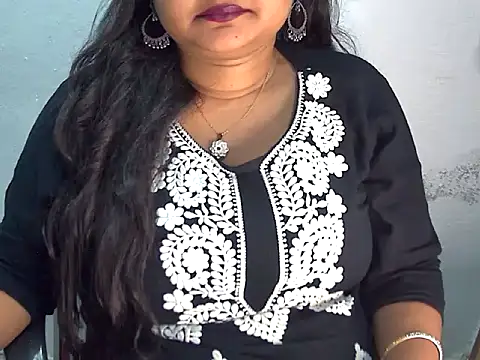 Saniya K2 online show from 04-30-26, 04:25