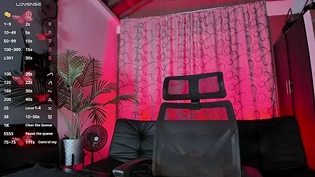 mia graf online show from 02-12-26, 05:07