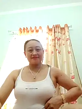 Jolie sexy online show from 03-23-26, 08:14